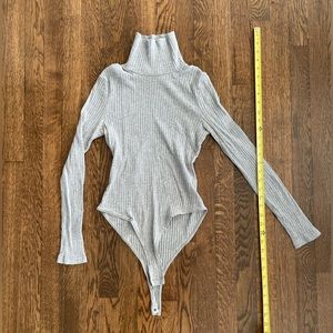 Gray ribbed turtleneck bodysuit size small shein